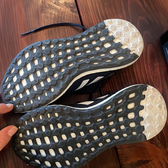 Adidas Boost - Picture 4 of 5